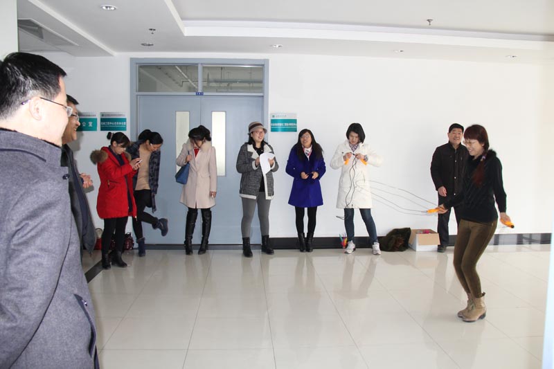 机电学院举办庆&ldquo;三八&rdquo;趣味运动会活动