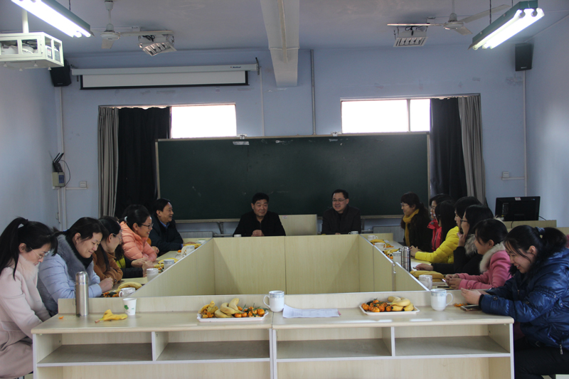 机电学院举办庆&ldquo;三八&rdquo;茶话会暨趣味运动会